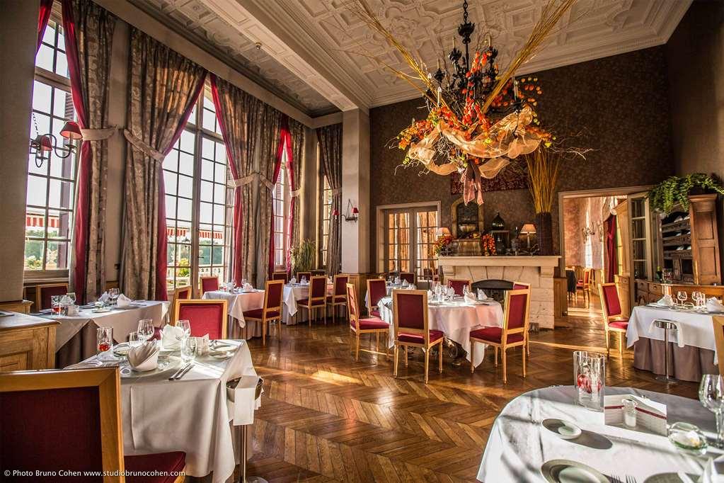 Le Chateau De La Tour Gouvieux Restoran fotoğraf